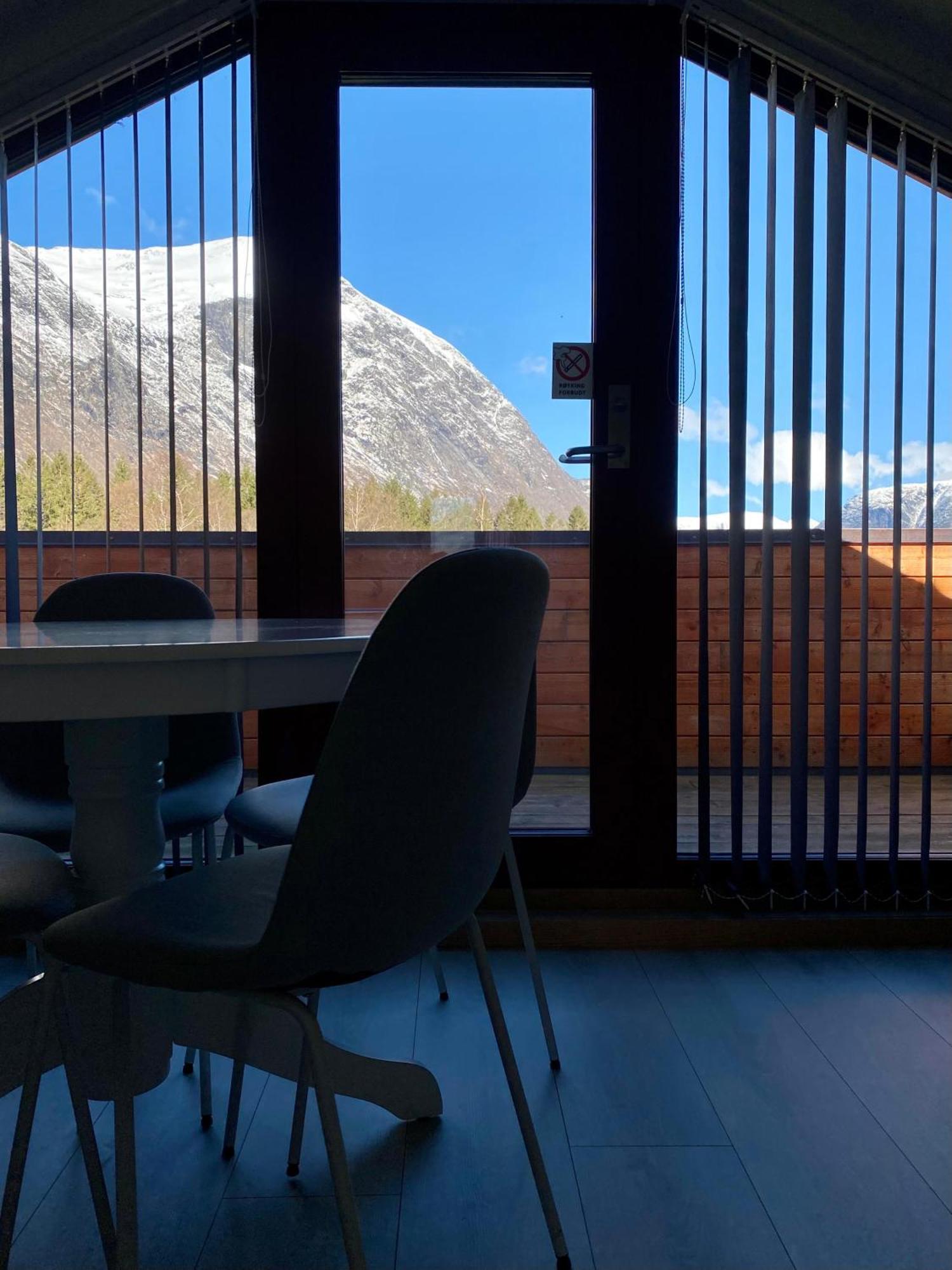 Trollstigen Camping And Gjestegard Åndalsnes Exterior foto